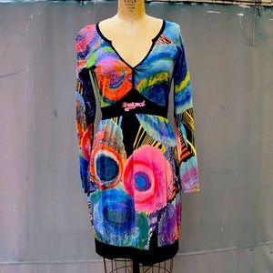 Beautiful Desigual v-neck raglan sleeve multi-color print knit dress